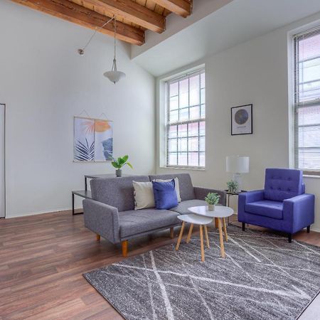 Апартаменты Frontdesk I River Place Apts Rivertown Детройт Экстерьер фото