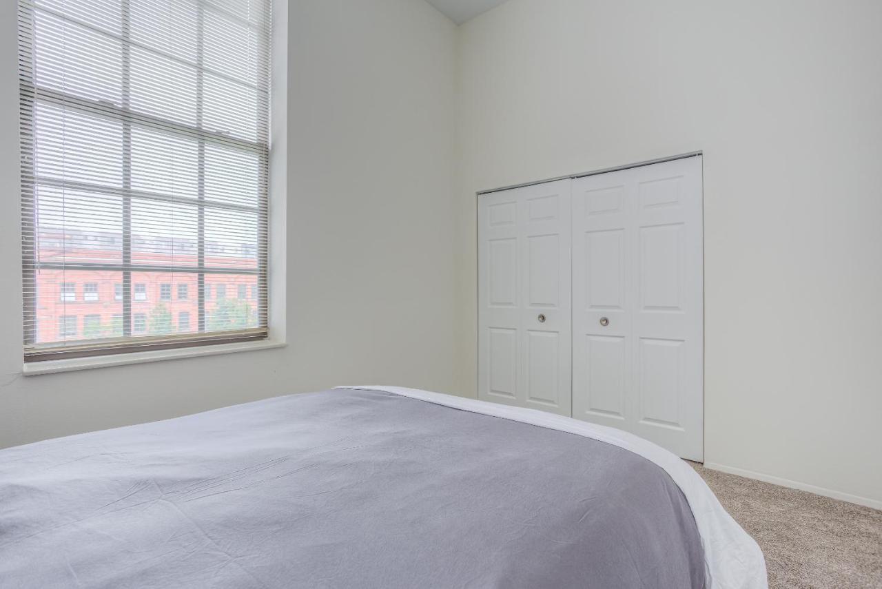 Апартаменты Frontdesk I River Place Apts Rivertown Детройт Номер фото